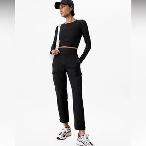 Athleta Endless Cargo Pant 8P High Rise Black Travel Comfort Casual